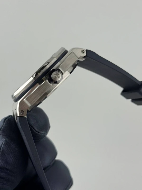 Audemars Piguet Diver 15720ST.OO.A027CA.01 5
