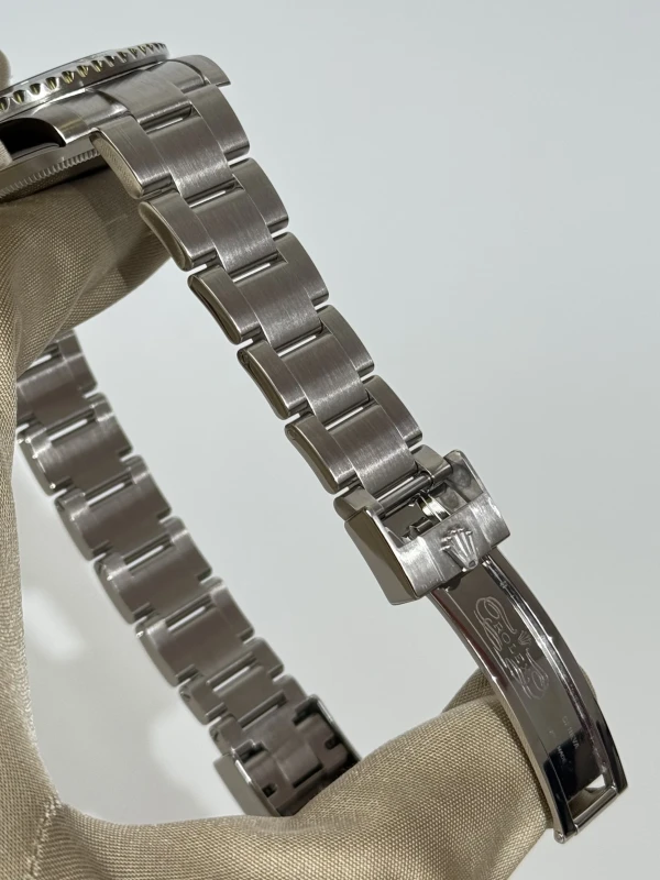 Rolex 40mm Steel 114060-0002 4