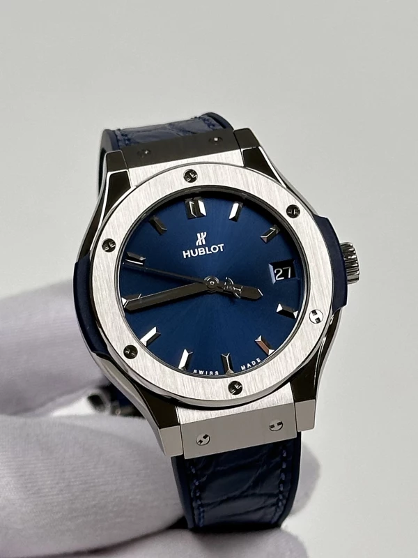 Hublot Quartz 581.NX.7170.LR 3