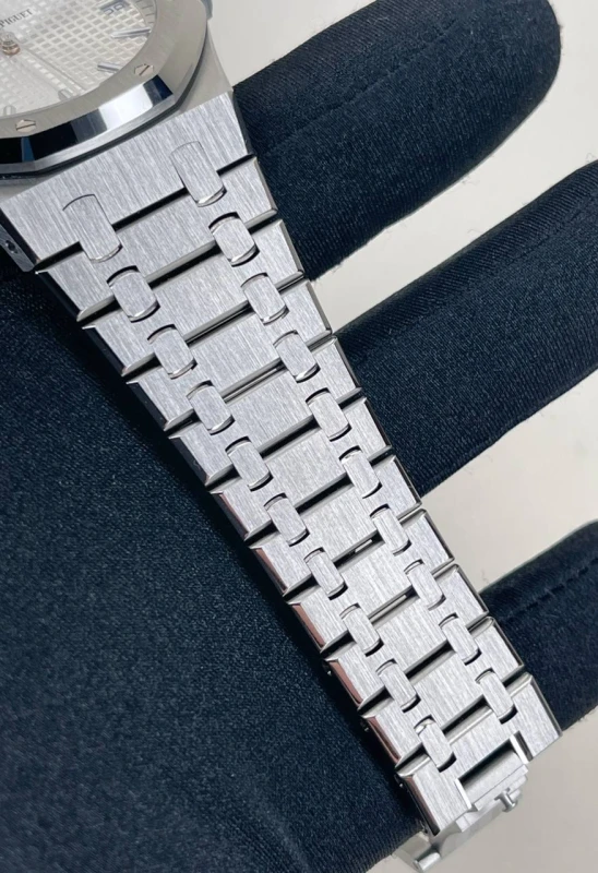 Audemars Piguet Selfwinding 41 mm 15500ST.OO.1220ST.04 7