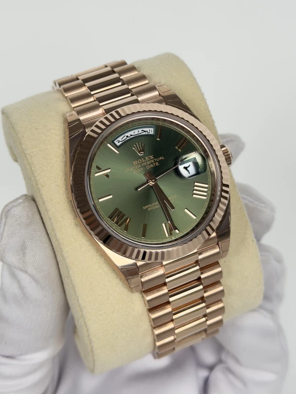 Rolex 40 mm Everose Gold 228235-0025 3