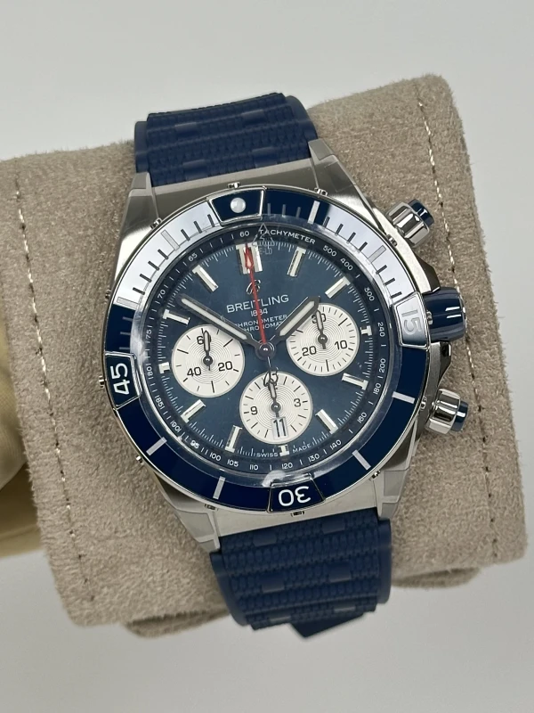 Breitling B01 44 AB0136161C1S1 3