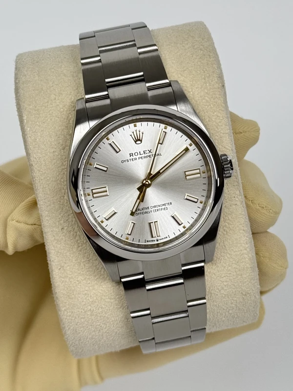 Rolex Perpetual 36 126000-0001 3