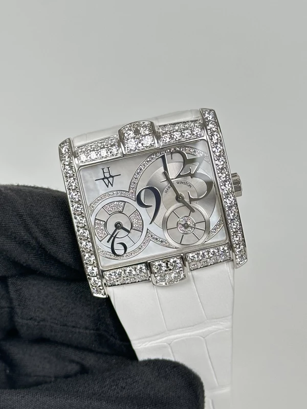 Harry Winston Avenue Squared А2 AVSQTZ38WW009 3