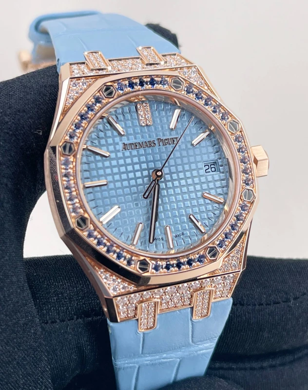 Audemars Piguet Royal Oak Selfwinding 37 mm  15551OR.ZS.D344CR.01 3