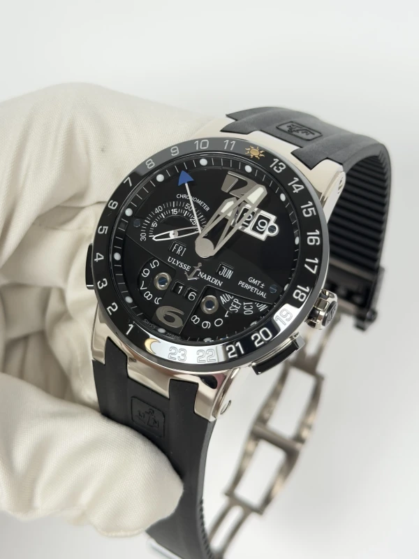 Ulysse Nardin Perpetual Calendar Black 320-00/3 4