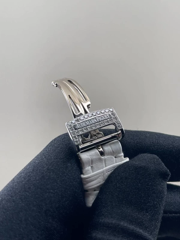 Audemars Piguet Tourbillon 26084BC.ZZ.D056CR.01 5