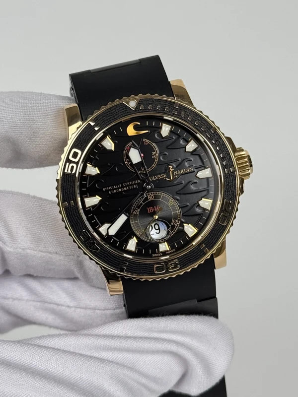 Ulysse Nardin Marine Black Surf 42,7 mm 266-37LE-3B 3