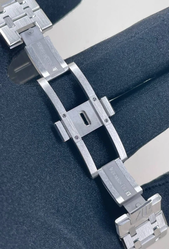 Audemars Piguet "50TH ANNIVERSARY" 41 MM 26240ST.OO.1320ST.04 6