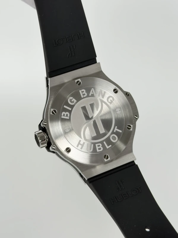Hublot Steel Diamonds 361.SX.1270.RX.1104 7