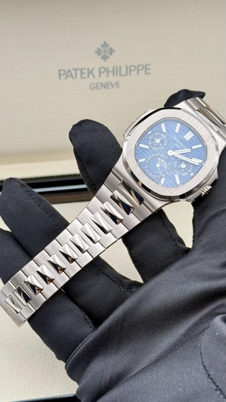 Patek Philippe 5740 5740/1G-001 5