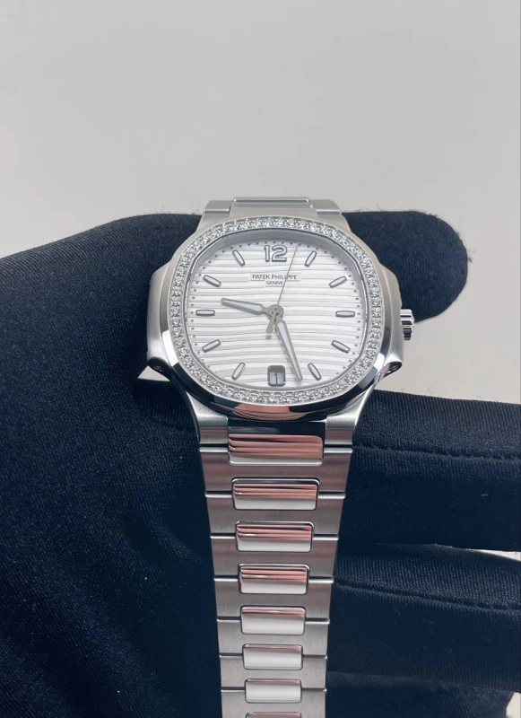 Patek Philippe Lady 7118 7118/1200A-010 5