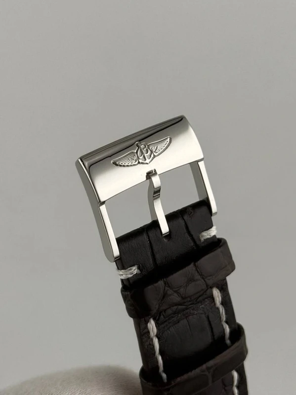 Breitling D23322 9