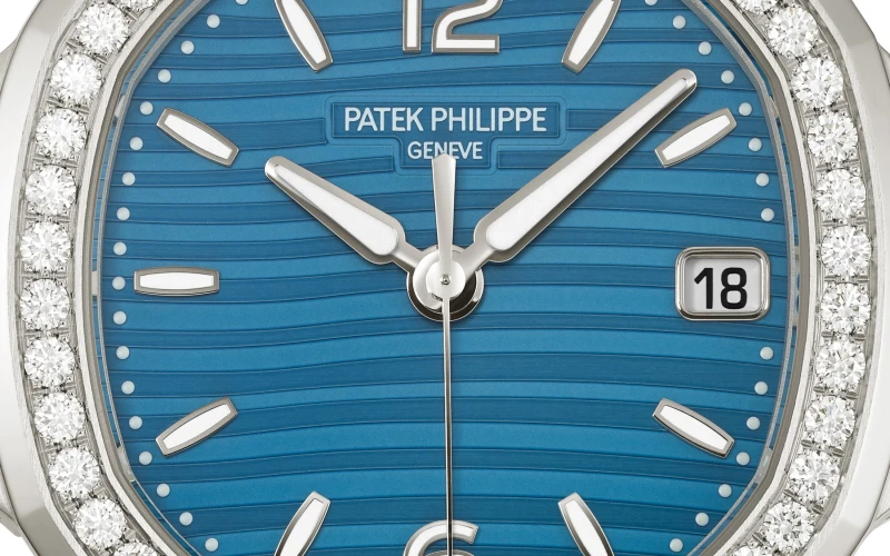 Patek Philippe Lady 7010 7010G-013 5