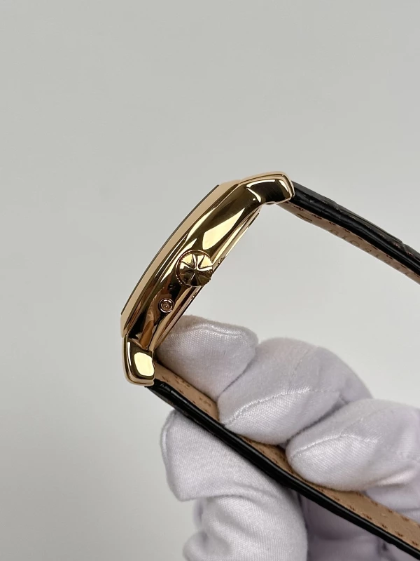 Vacheron Constantin Tonneau Day & Date Royal Eagle 42008/000J-9061 6
