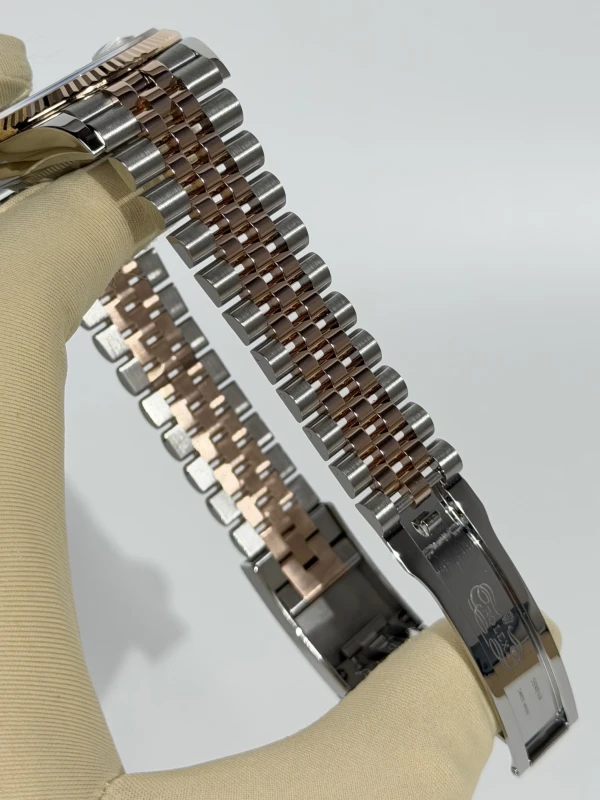 Rolex 36 mm, Oystersteel and Everose gold 126231-0013 4