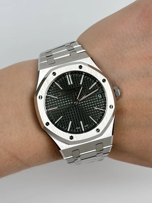 Audemars Piguet Royal Oak Selfwinding 41 mm 15510ST.OO.1320ST.09 8