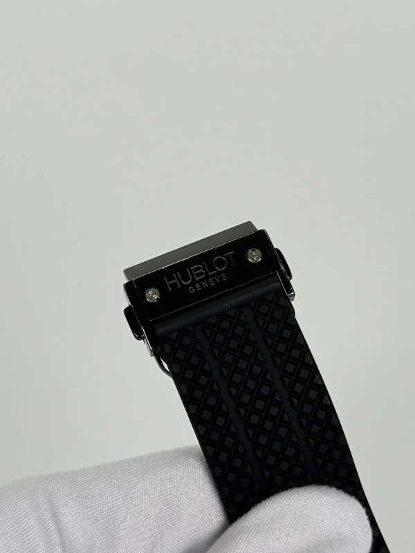 Hublot Limited Edition Luna Rossa 301.CM.131.RX.LUN06 8