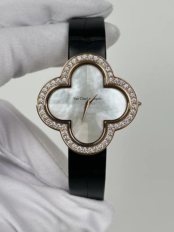 Van Cleef &amp; Arpels VCARO30100 2