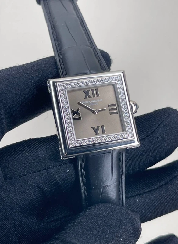 Patek Philippe Lady's White Gold & Diamond 4868G-001 3