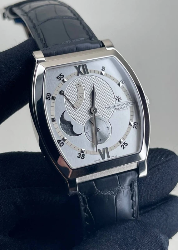 Vacheron Constantin Tonneau Moon Phase Power-Reserve 83080/000G-9408 3