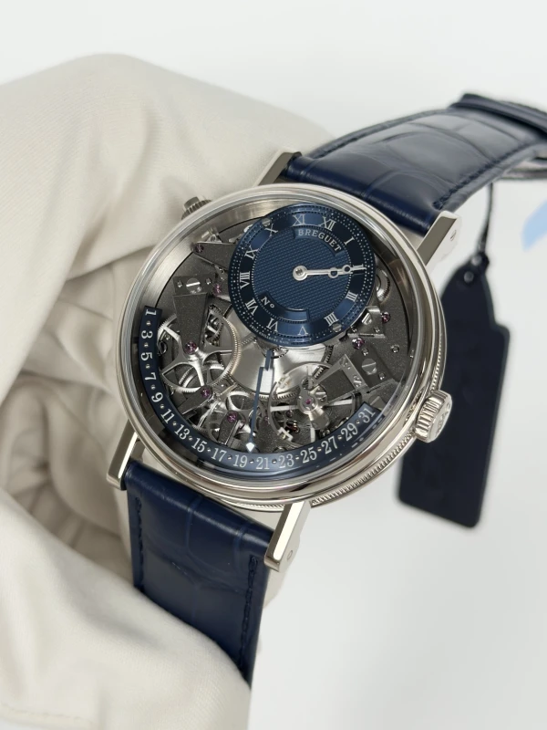 Breguet 7597 Quantieme Retrograde 7597BB/GY/9WU 4