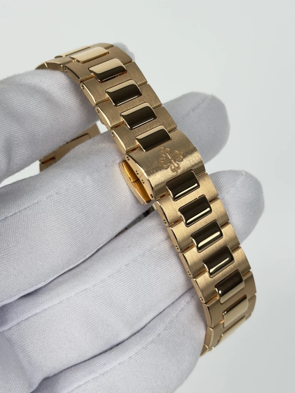 Patek Philippe Lady 7118 7118/1200R-001 3