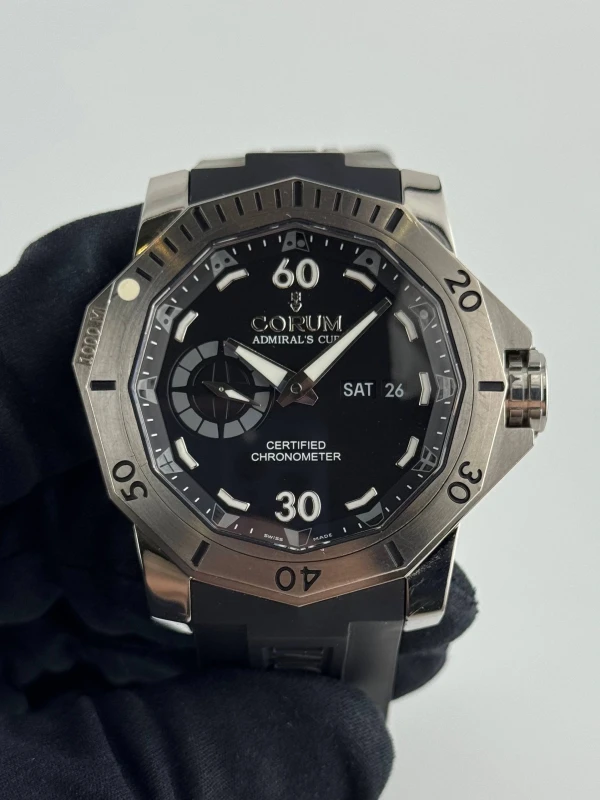 Corum Deep Hull 48 947.950.04/0371 AN12 2