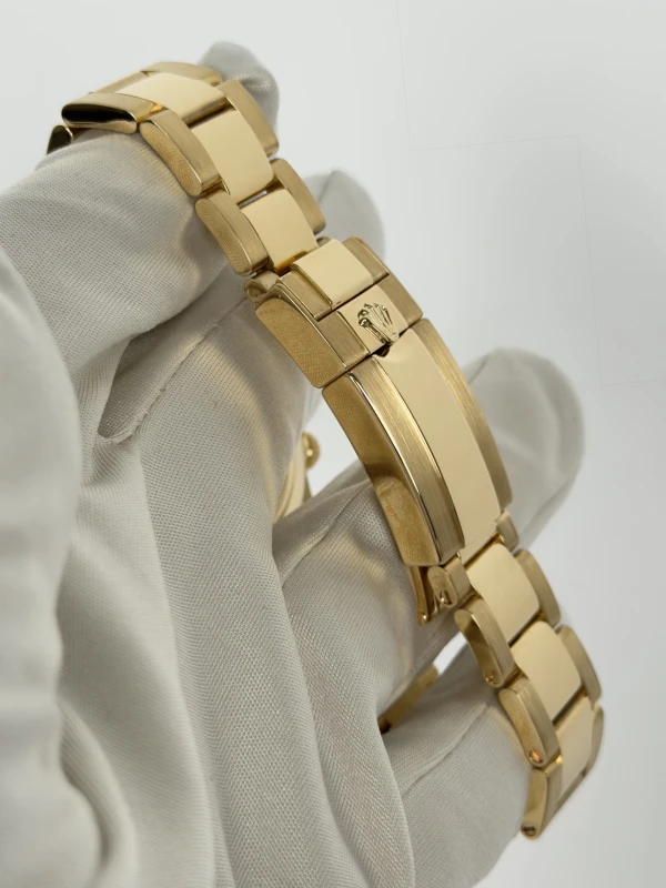 Rolex Cosmograph 40mm Yellow Gold 116528 bks 3