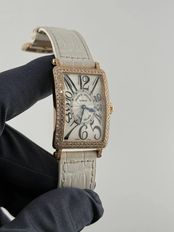 Franck Muller 18K with Diamonds 950 QZ D 4