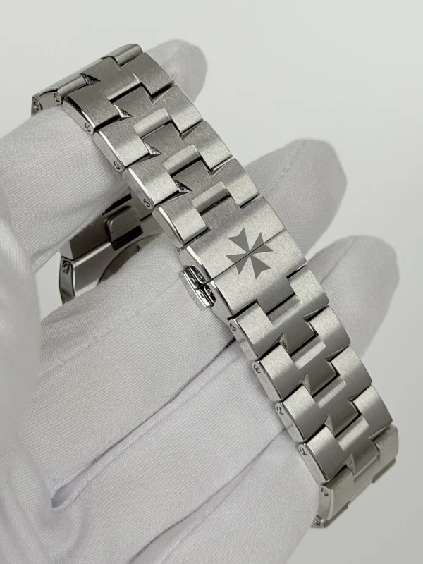 Vacheron Constantin 7920V/210A-B334 4