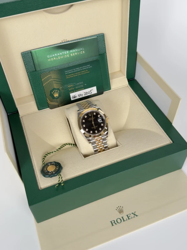 Rolex 41 mm, Oystersteel and yellow gold 126303-0006 5