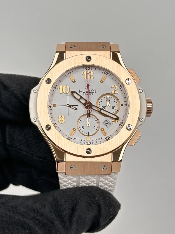 Hublot Red Gold 301.PE.230.RW 2