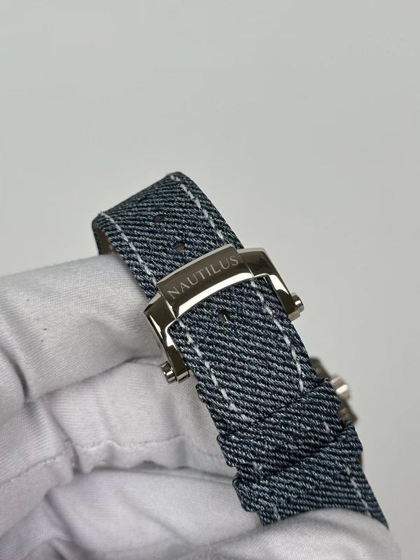 Patek Philippe 5980/60G-001 8