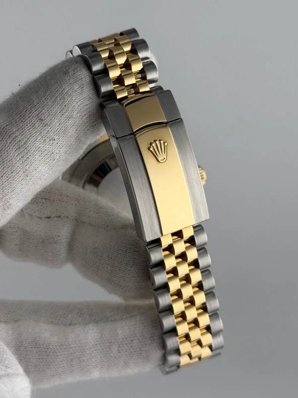 Rolex 41mm Steel and Yellow Gold 126333-0010 7