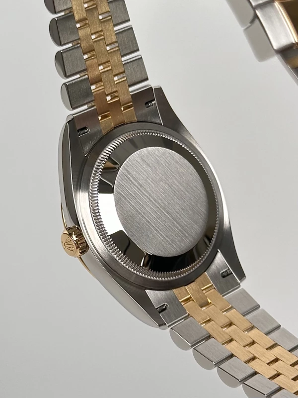Rolex Datejust 36mm Steel and Yellow Gold 126233-0045 7