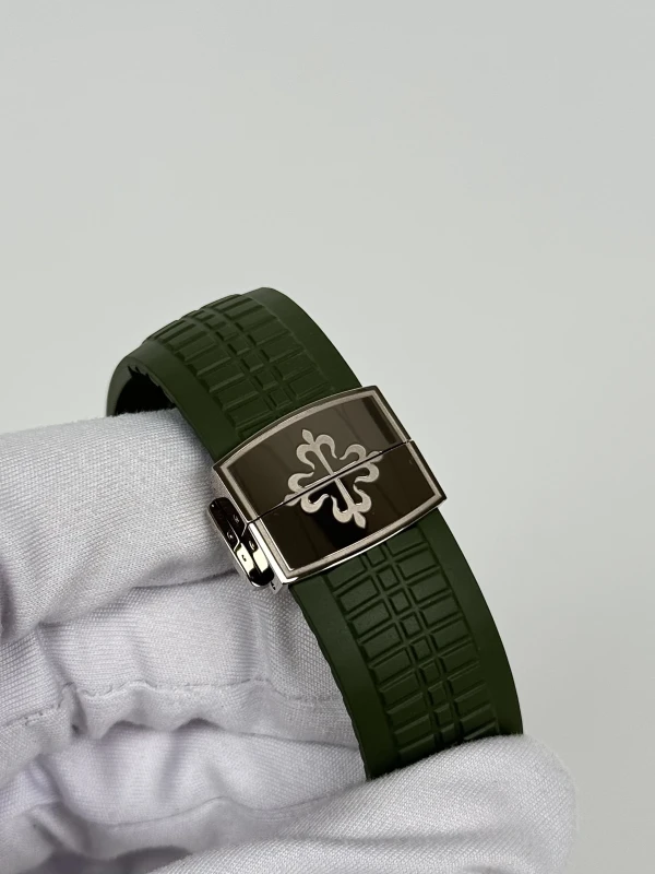 Patek Philippe 5168 5168G-010 8