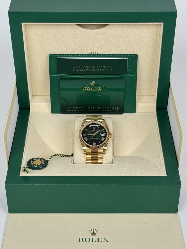 Rolex 40 mm Yellow Gold 228238-0069 7