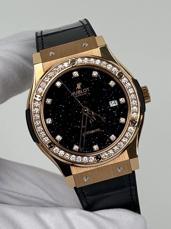 Hublot 542.ON.8490.SR.1204 3