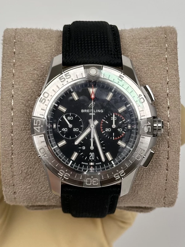 Breitling AVENGER B01 CHRONOGRAPH 44 AB0147101B1X1 2