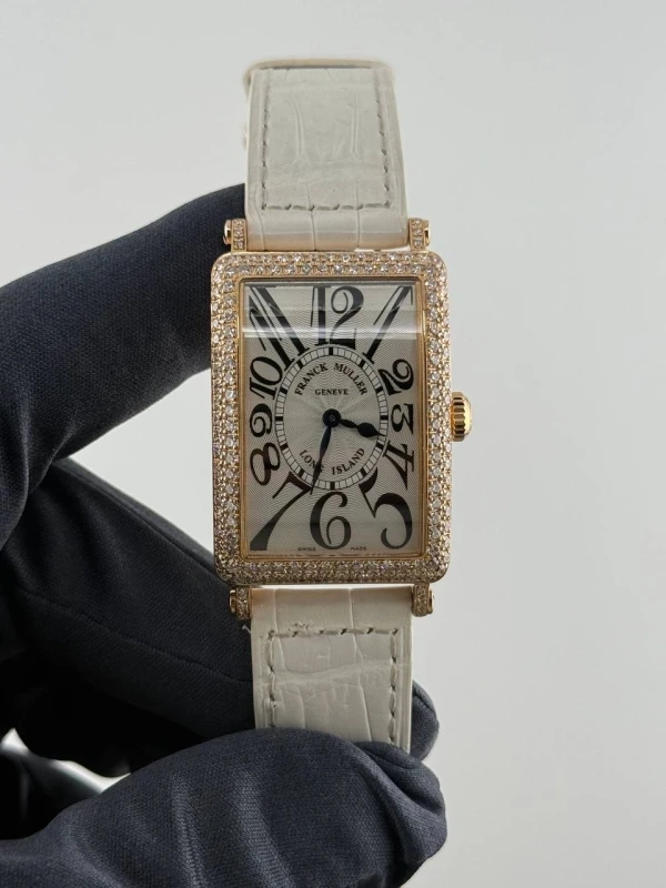 Franck Muller 18K with Diamonds 950 QZ D 2