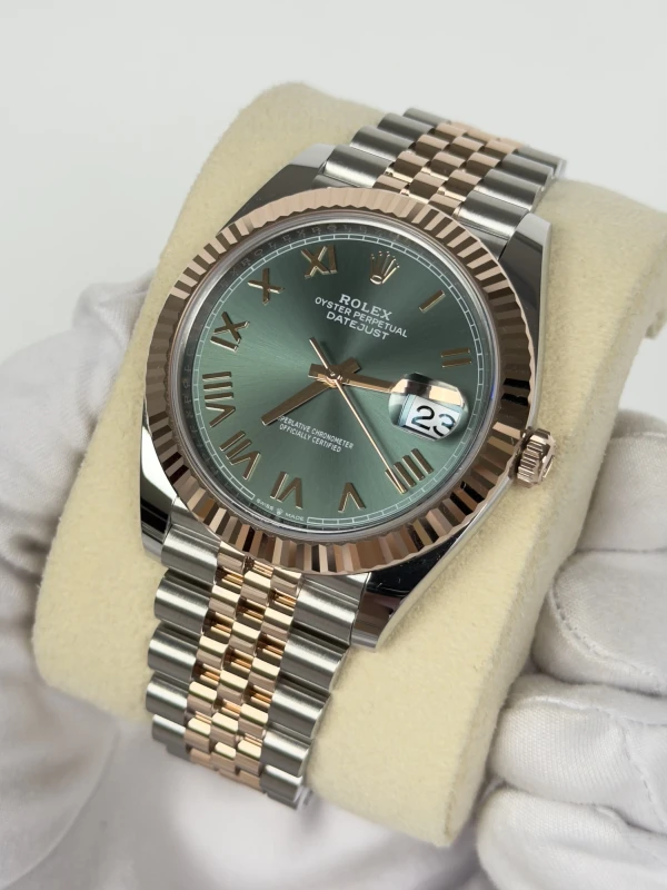 Rolex 41 mm, Oystersteel and Everose gold 126331-0022 3