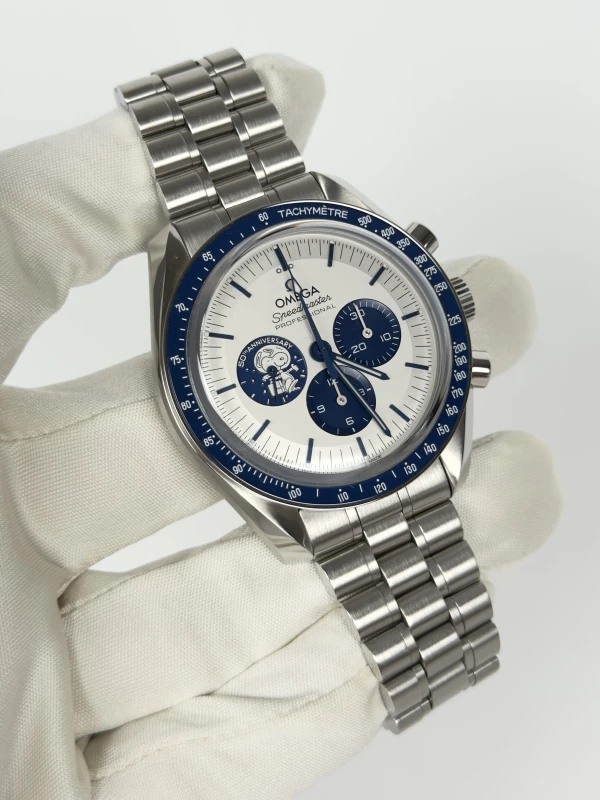 Omega Anniversary Series  Co‑Axial Master Chronometer Chronograph 42 mm - “Silver Snoopy Award” 310.32.42.50.02.001 2