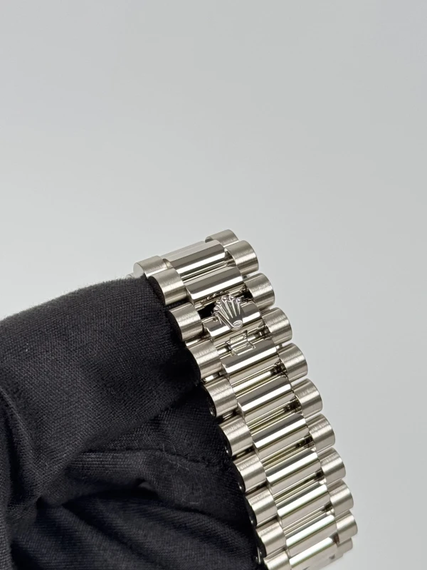 Rolex 36 mm, white gold 128239-0023 7
