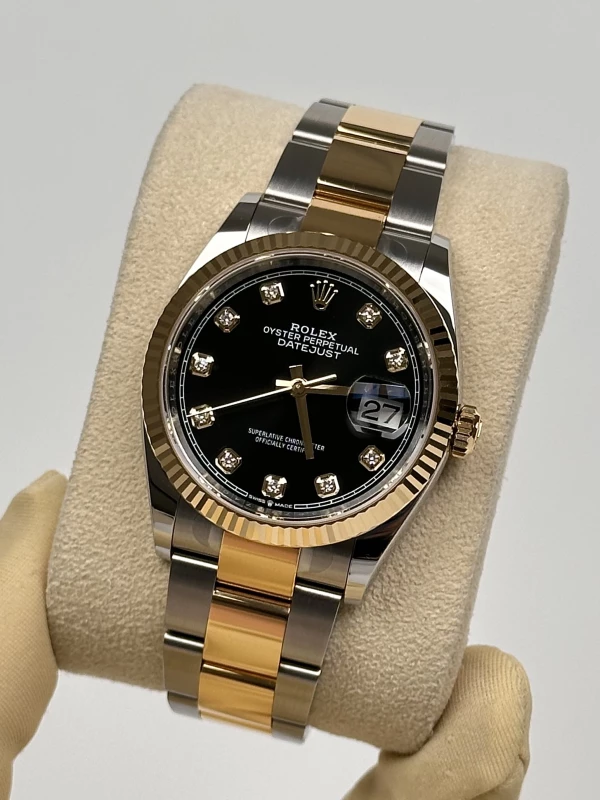 Rolex 36 mm, Oystersteel and yellow gold 126233-0022 4