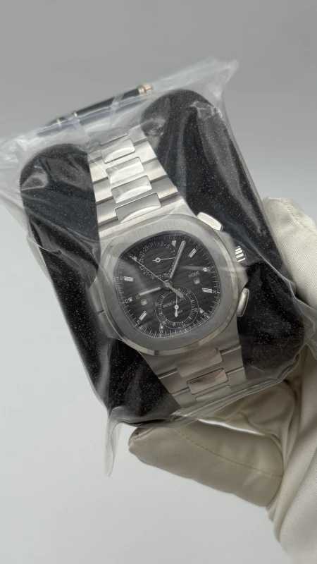 Patek Philippe TRAVEL TIME CHRONOGRAPH  5990/1A-001 3