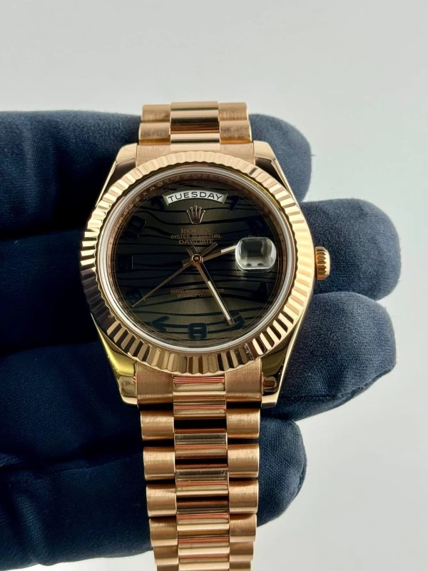 Rolex 41mm Wave Dial, Rose Gold 218235 9