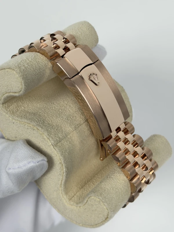 Rolex 42mm Everose Gold 336935-0005 5