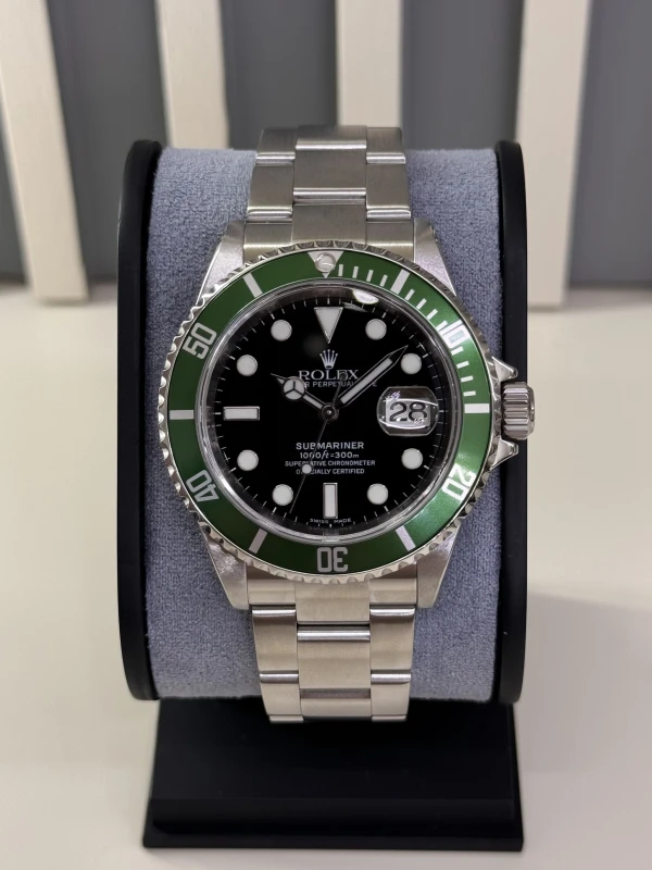 Rolex 16610LV 2