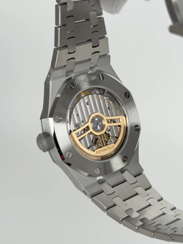 Audemars Piguet Royal Oak Selfwinding 37 mm 15550ST.OO.1356ST.08 6